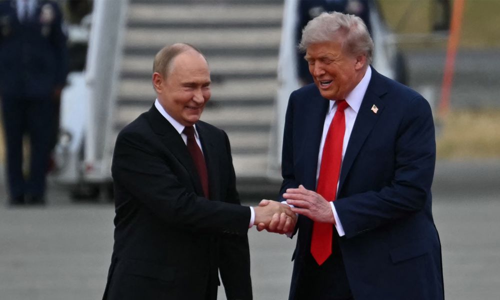 Trump y Putin se reúnen en Alaska