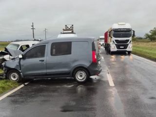 Choque en Ruta 8 bajo tormenta: Seis heridos
