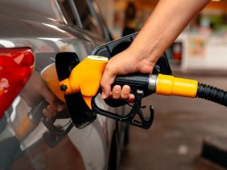 Nuevo aumento en combustibles y se anticipa otra suba para diciembre