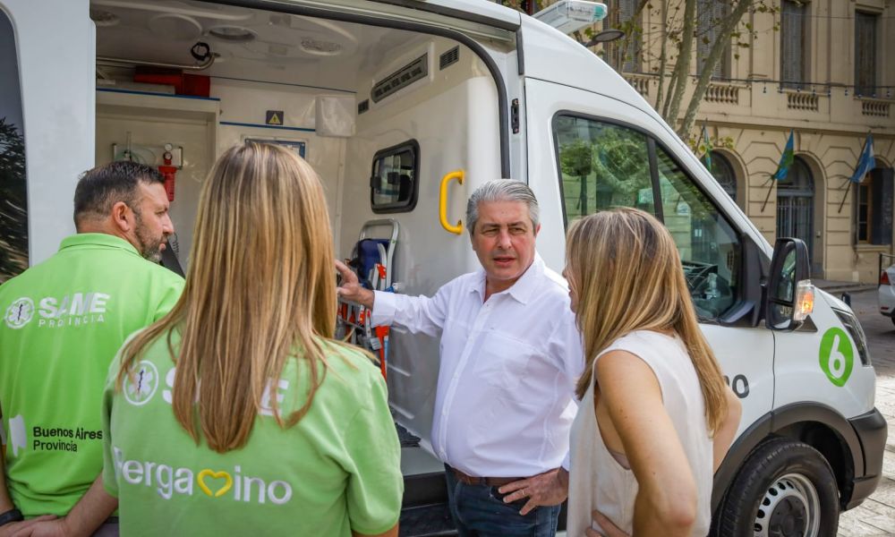 Nueva ambulancia para el SAME