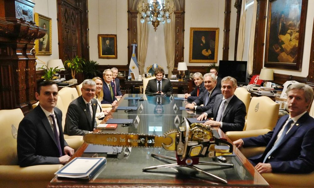 Milei y el Tesoro avanzan hacia una alianza