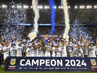 Vlez se consagra campen de la Liga Profesional con una slida victoria ante Huracn