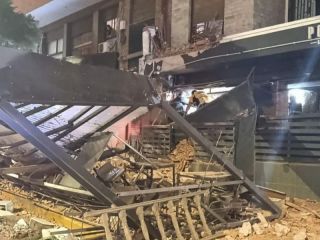 Derrumbe mortal en Córdoba: Cayó un techo sobre un bar repleto de jóvenes