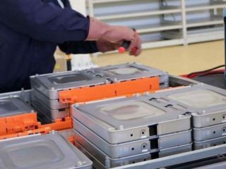 Provincia: Becan a quienes se capaciten como operarios en fabricacin de bateras de litio