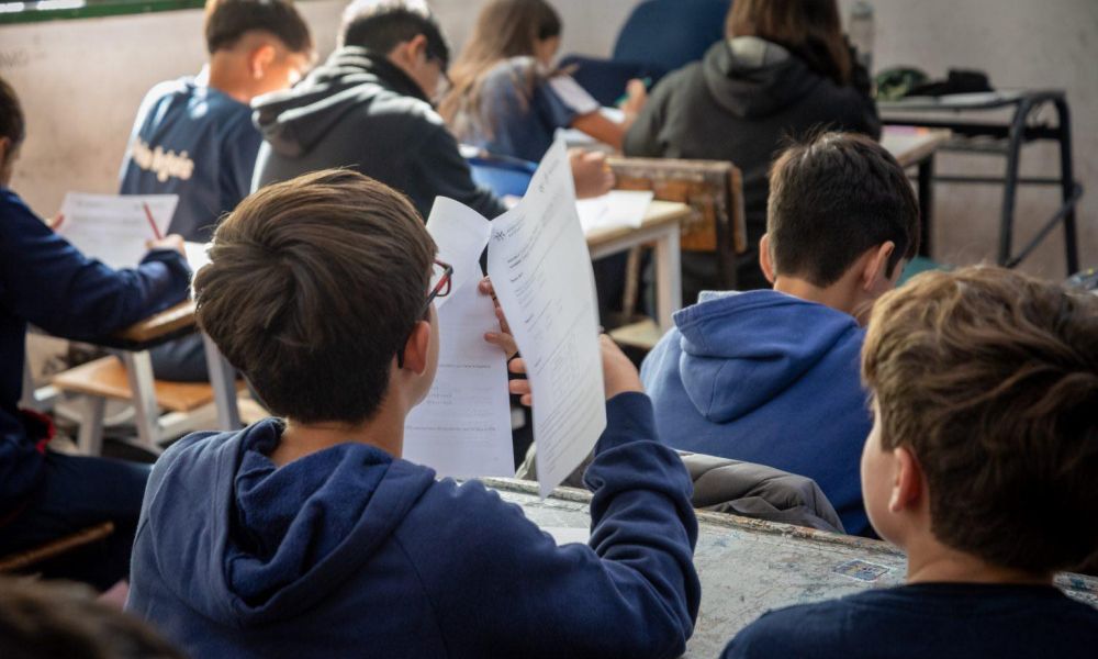 Sólo 1 de cada 10 alumnos termina la secundaria