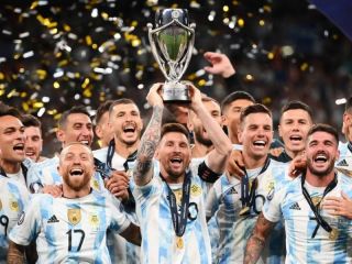 Chile recibe a la campeona del mundo con la ilusión de seguir con vida