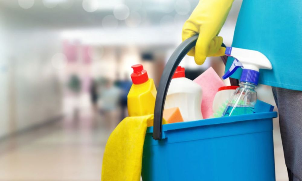 Prohibieron la venta de una marca de productos de limpieza