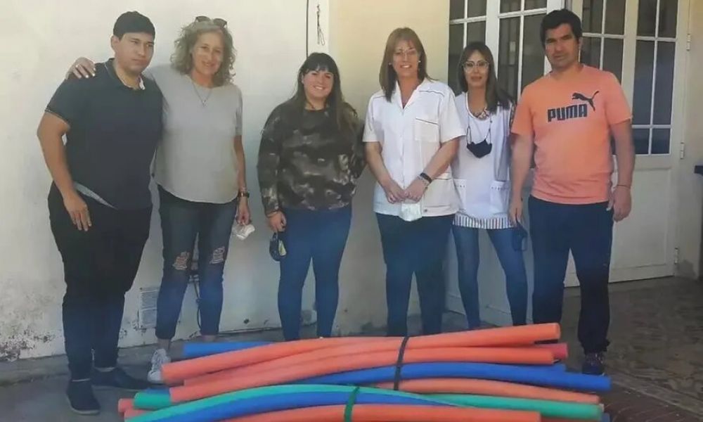 Los flota flota donados por el Municipio de Rojas