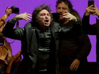 Javier Milei cerr la campaa con un fuerte respaldo a su hermana y un llamado a las urnas
