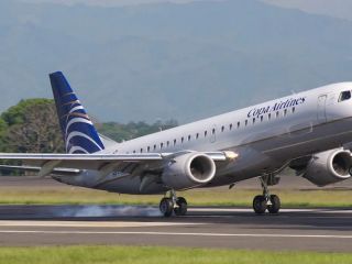 Demoraron en Rosario a una pareja acusada de tener relaciones sexuales en un avión
