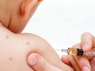 Sarampin: El Gobierno adelanta la segunda dosis de la Triple Viral