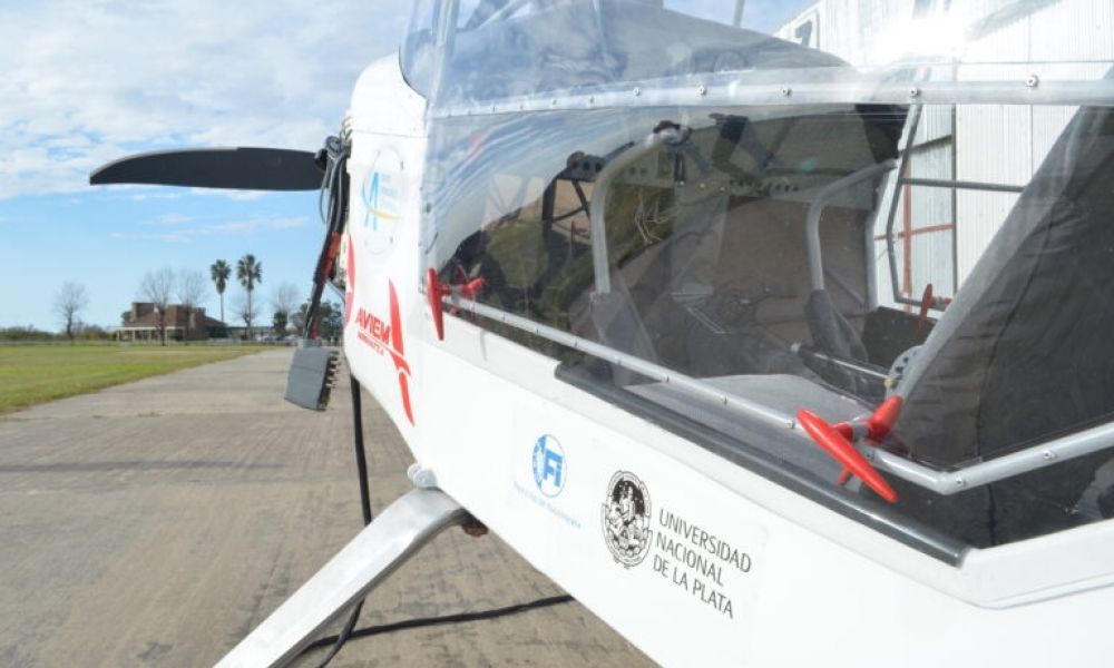 Prueba exitosa del primer avión eléctrico del país