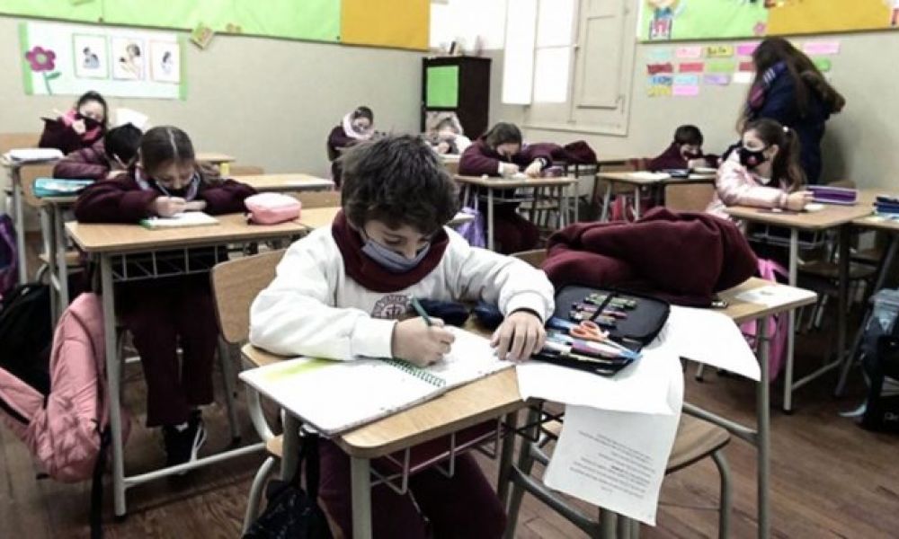La obligatoriedad del barbijo en aulas