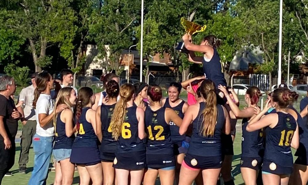 Hockey: Gimnasia levanta la Copa de Oro Sub 19