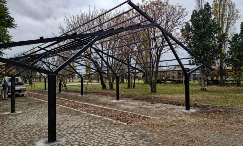 Estructura para la Feria en Parque España