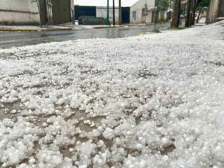 Fuerte tormenta con granizo sorprendió a Santa Rosa y varias localidades de La Pampa