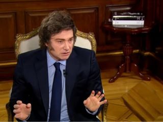 Milei se despega del escndalo: Por querer ayudar, me com un cachetazo