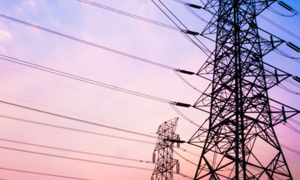 Cooperativas eléctricas reciben créditos para obras