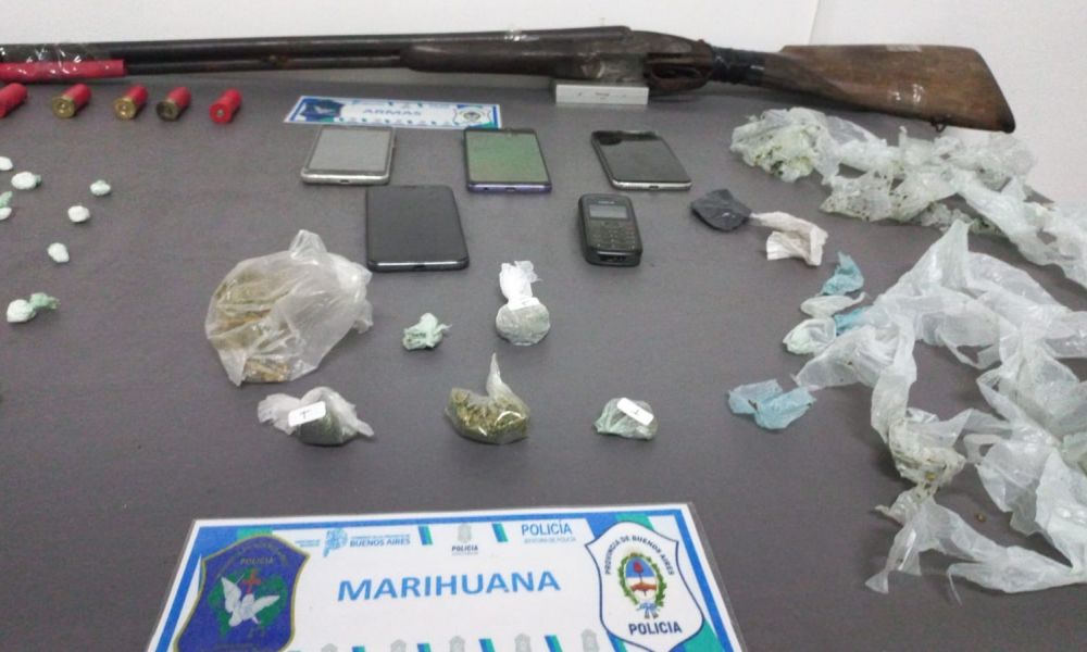 Allanamientos por venta de drogas en el Barrio 12 de Octubre