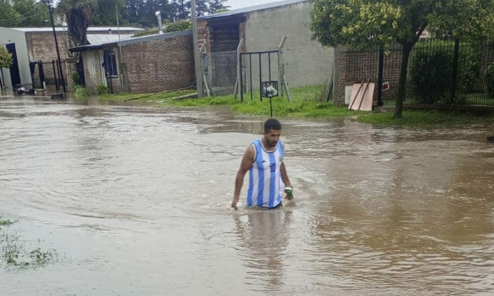 Colón: Un temporal incesante pone en jaque a la ciudad