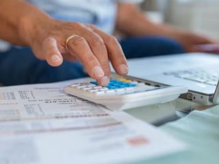 Enero arranca con aumentos: Tarifas, alquileres y transporte vuelven a presionar el bolsillo