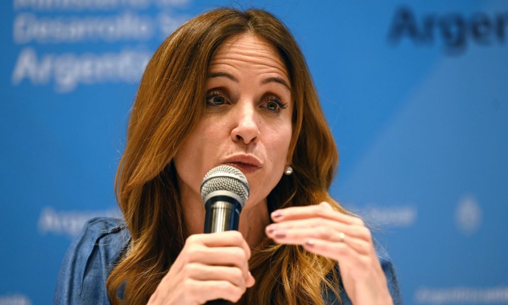 Victoria Tolosa Paz